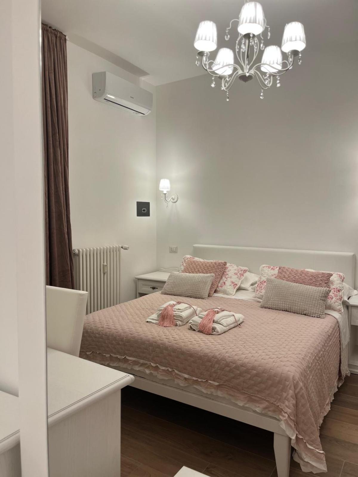 Colosseo Luxury Apartment *